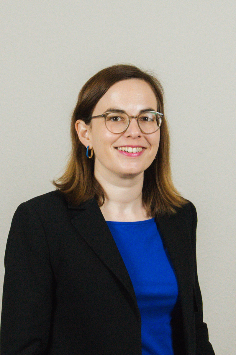 Alexandra Von Bischopink
