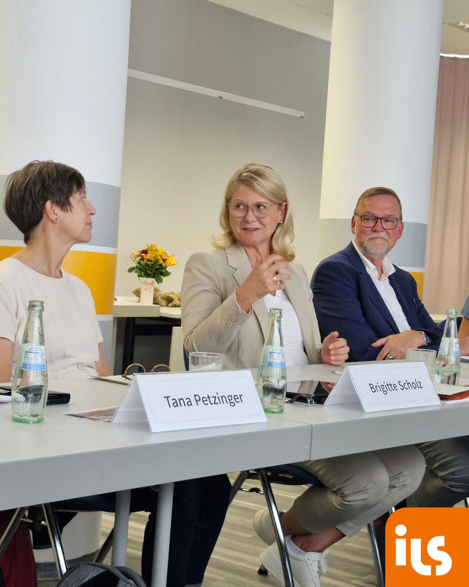 Besuch aus der Bundespolitik – Frage der sozialen Wohnraumversorgung